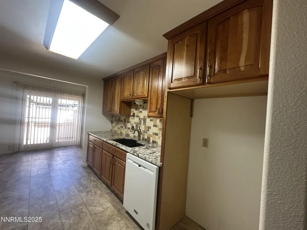 1653 London Sparks NV 89431