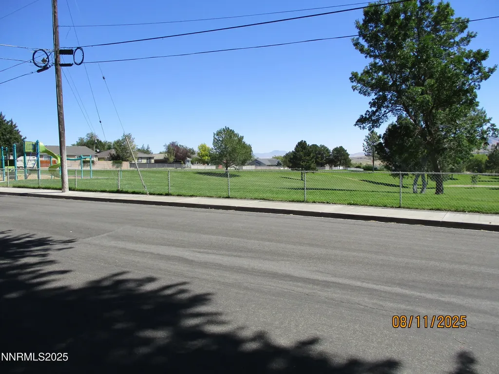 210 Modoc Winnemucca NV 89445