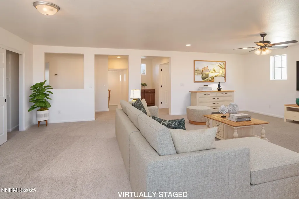 2085 Long Hollow Reno NV 89521