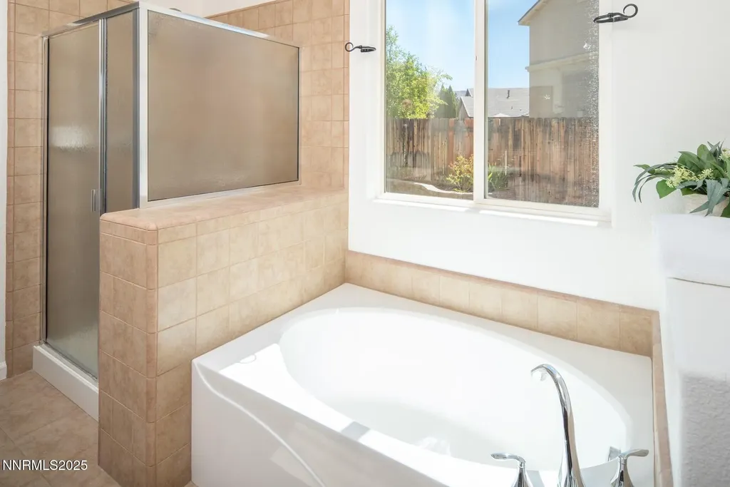2085 Long Hollow Reno NV 89521