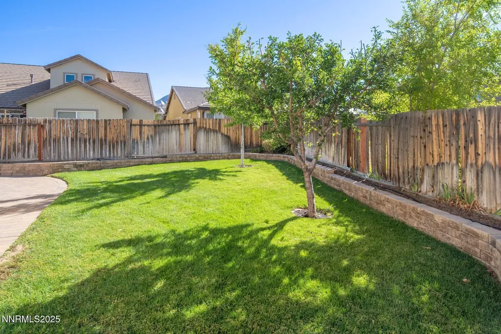 2085 Long Hollow Reno NV 89521