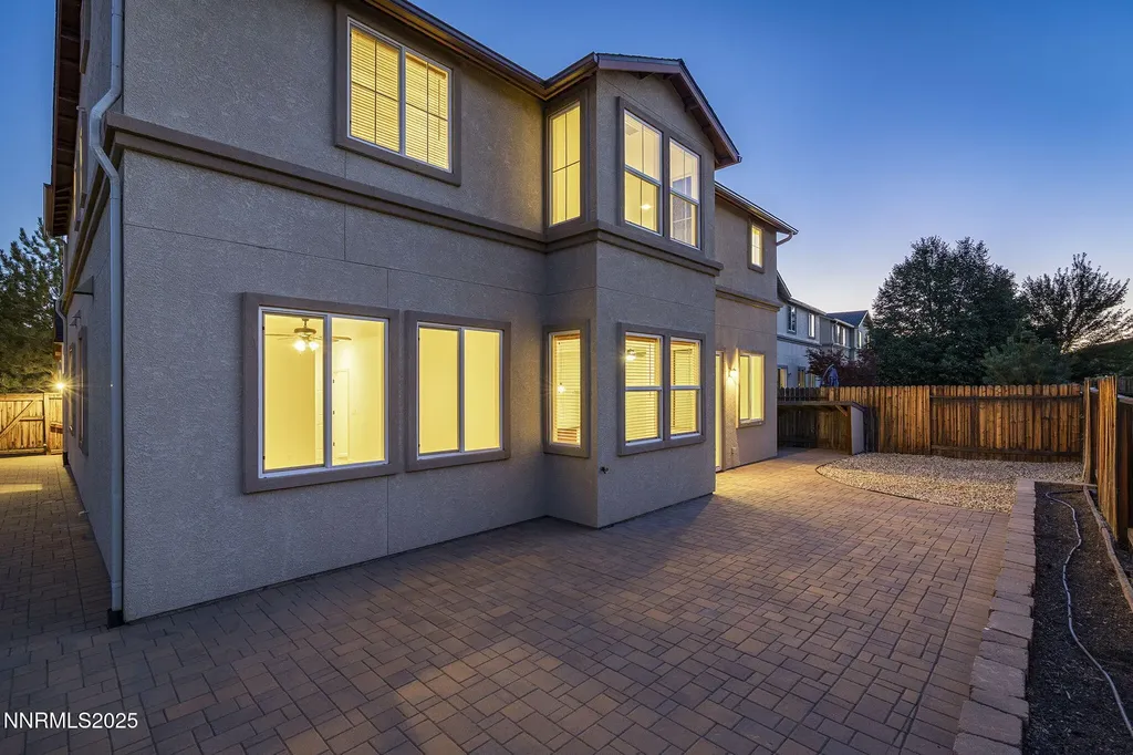 2085 Long Hollow Reno NV 89521