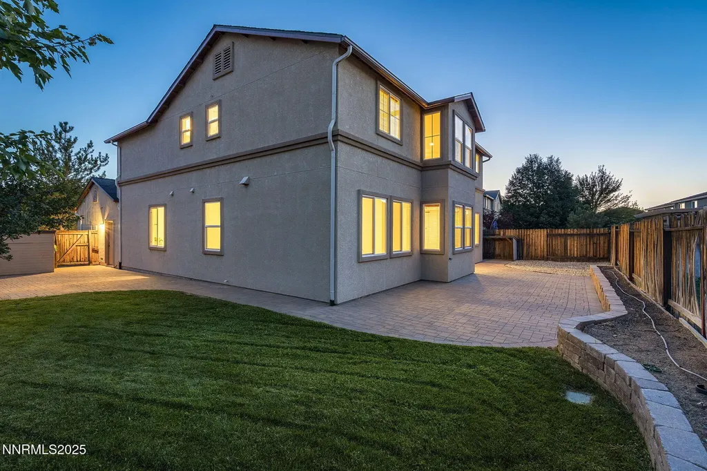 2085 Long Hollow Reno NV 89521
