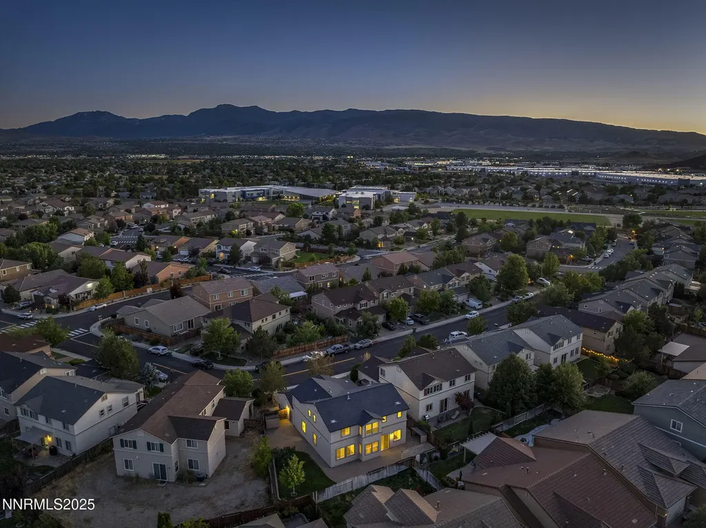 2085 Long Hollow Reno NV 89521