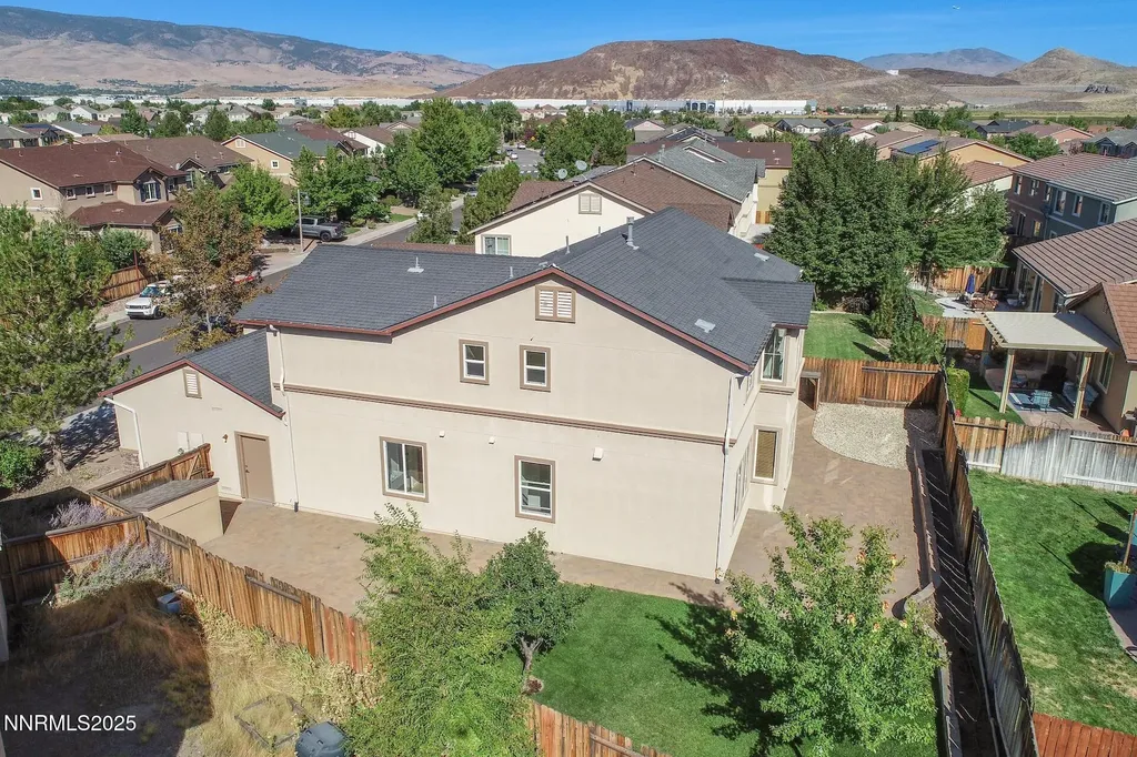 2085 Long Hollow Reno NV 89521