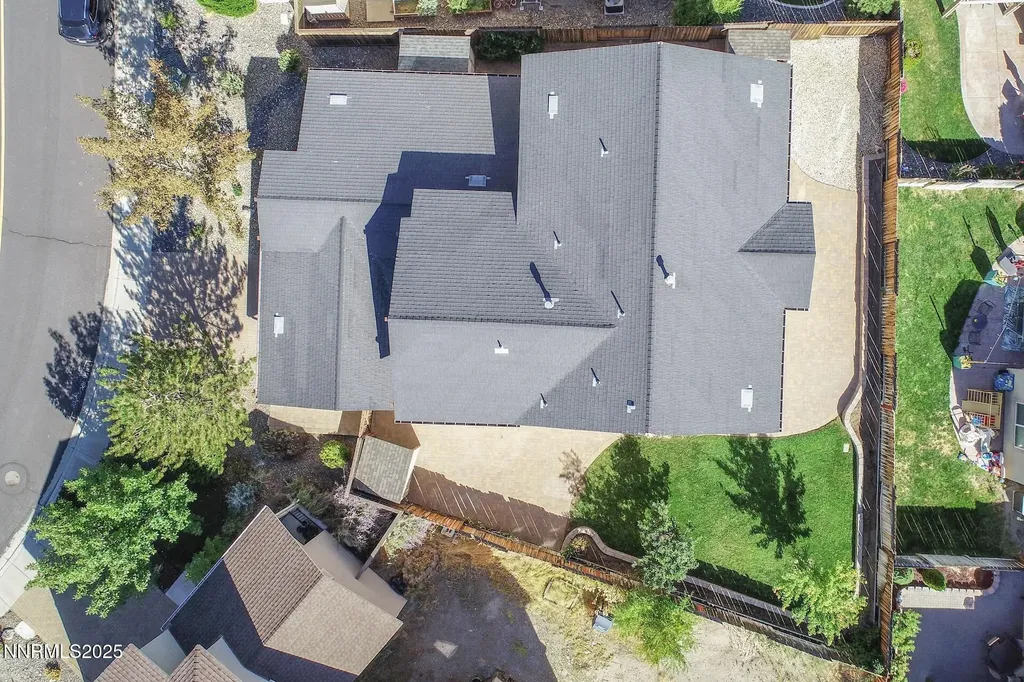 2085 Long Hollow Reno NV 89521