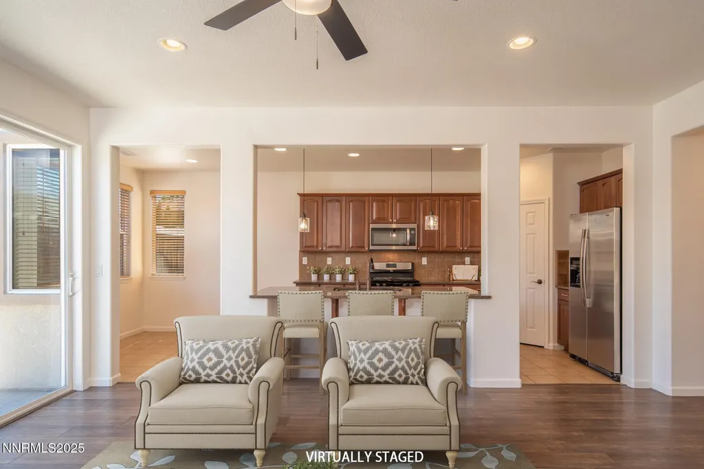 2085 Long Hollow Reno NV 89521