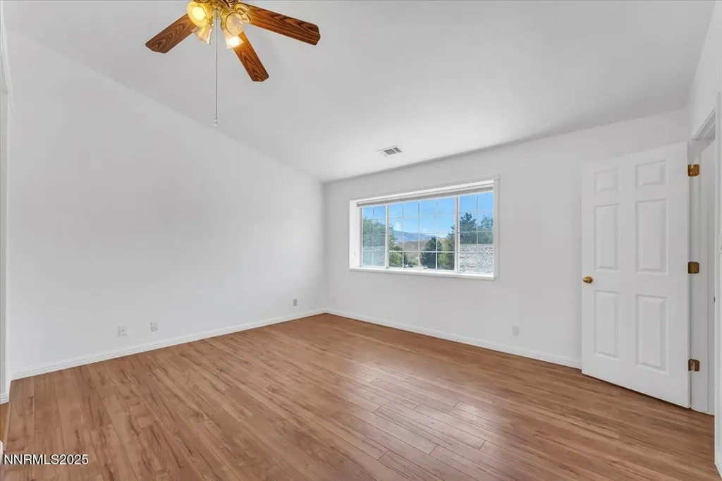 531 Tarn Reno NV 89503