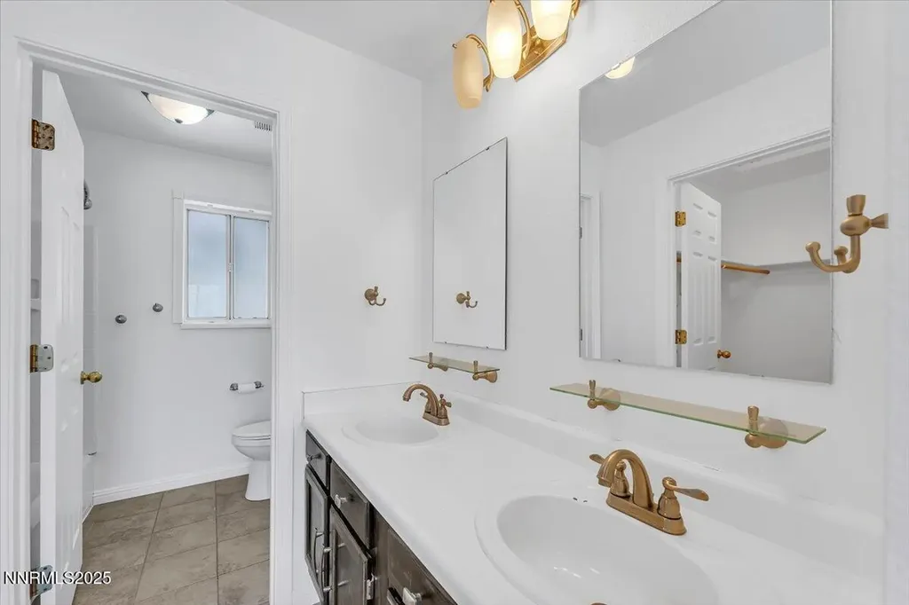 531 Tarn Reno NV 89503