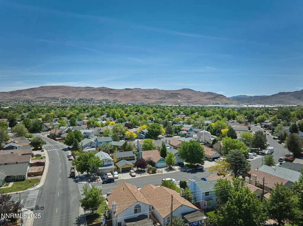 1758 Woodhaven Sparks NV 89434