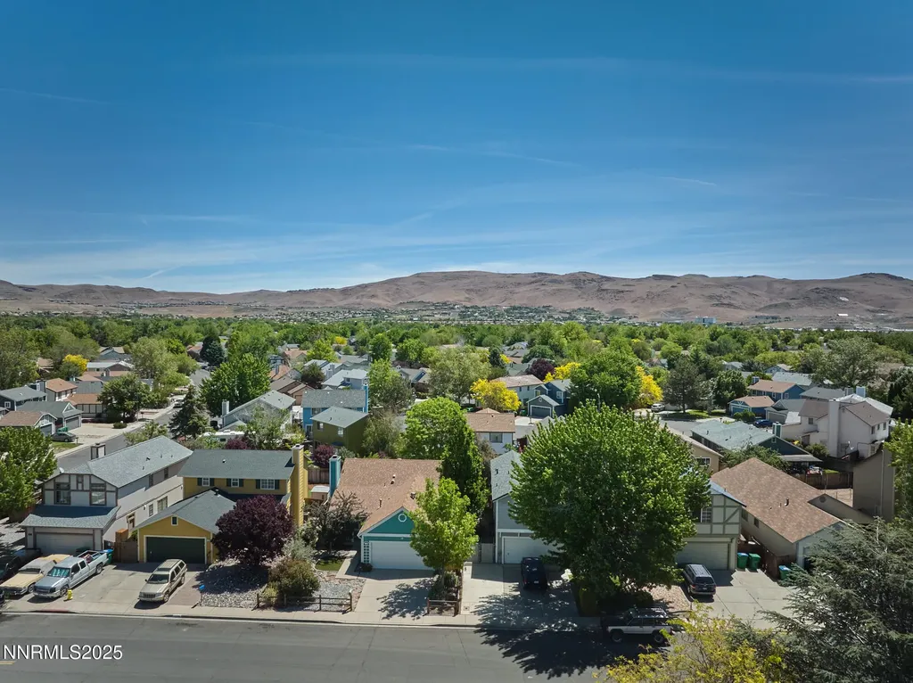 1758 Woodhaven Sparks NV 89434