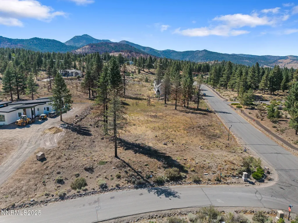 605 Sand Cherry Reno NV 89511