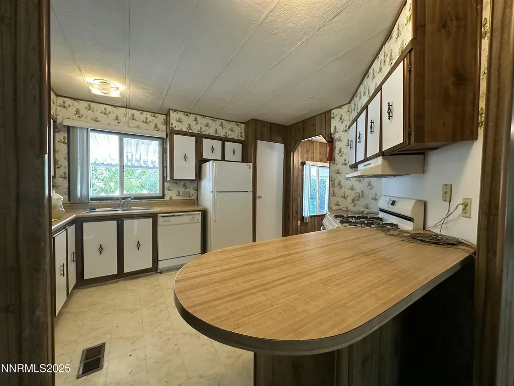 17870 Fantail Reno NV 89508