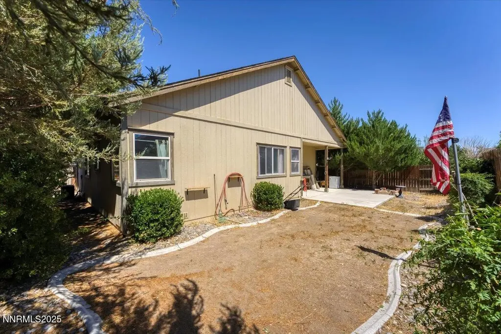 465 Jennys Fernley NV 89408