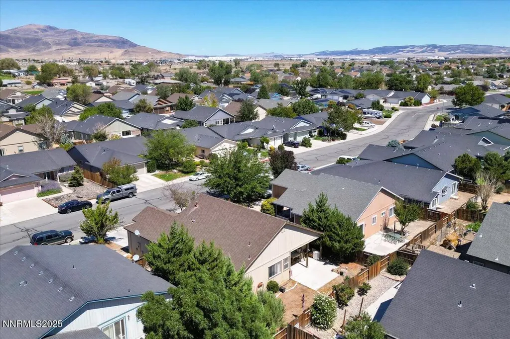 465 Jennys Fernley NV 89408