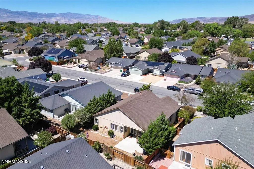 465 Jennys Fernley NV 89408