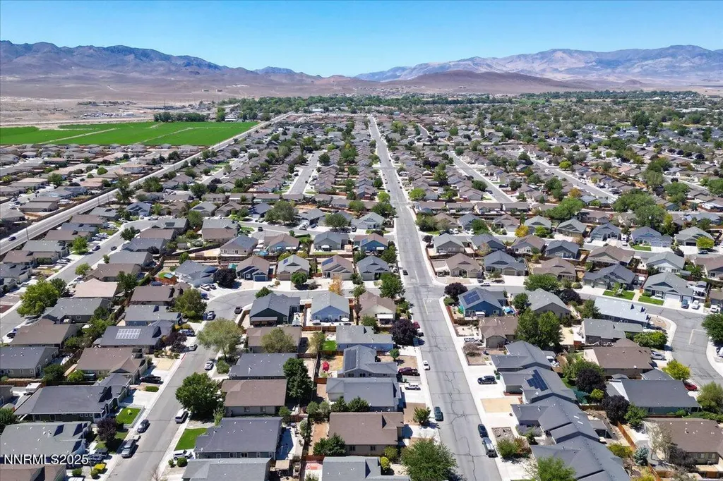 465 Jennys Fernley NV 89408