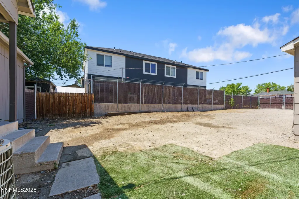 277 Vassar Reno NV 89502