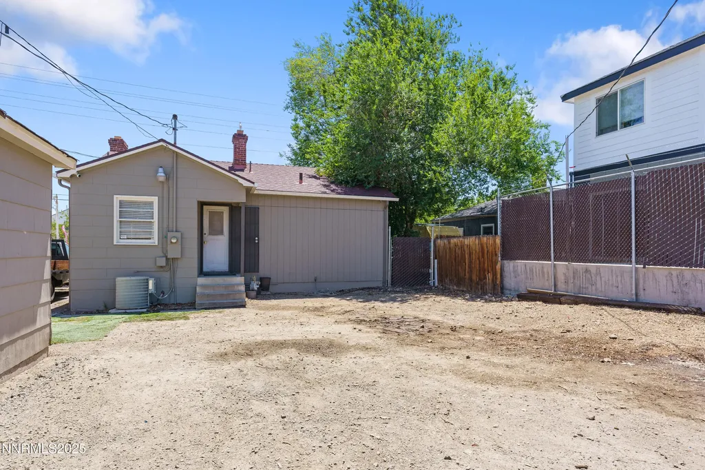 277 Vassar Reno NV 89502