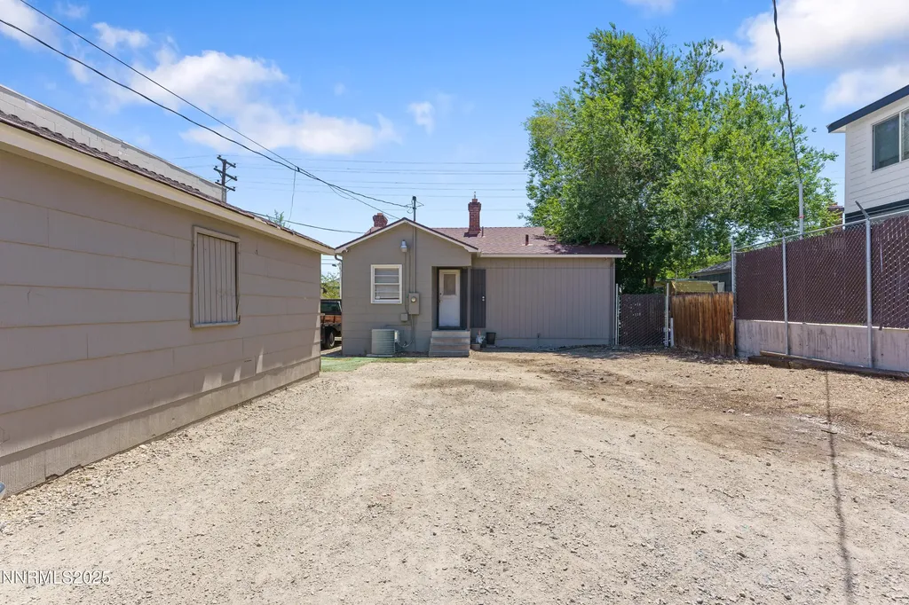 277 Vassar Reno NV 89502