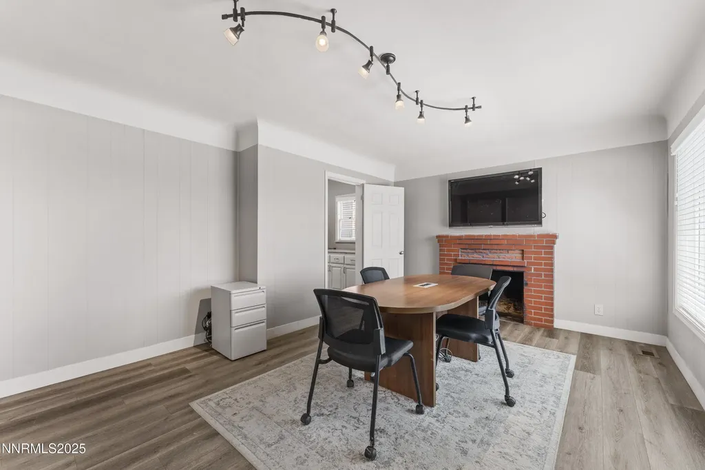 277 Vassar Reno NV 89502