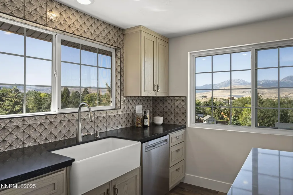 13900 Virginia Foothills Reno NV 89521