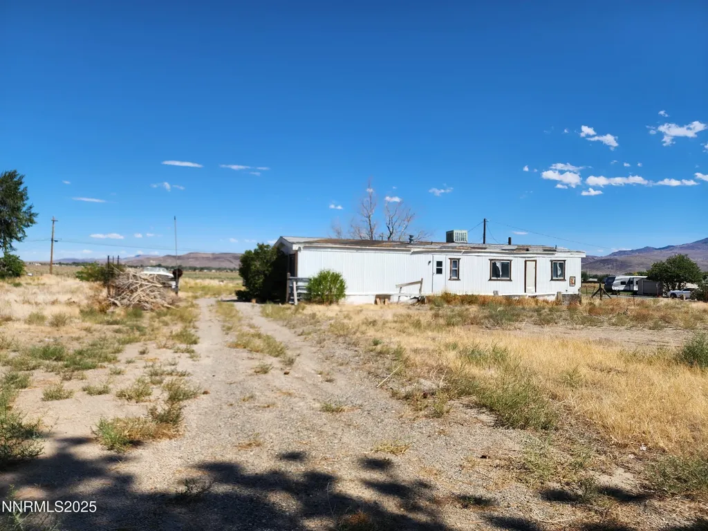 526 Sutro Springs Dayton NV 89403