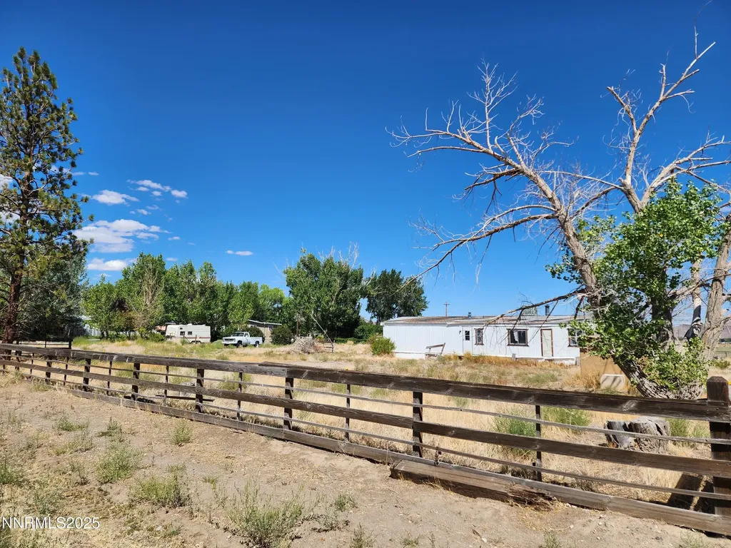 526 Sutro Springs Dayton NV 89403