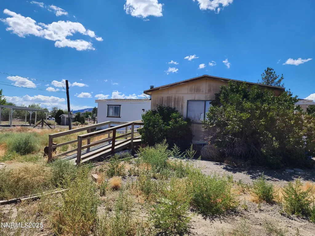 526 Sutro Springs Dayton NV 89403