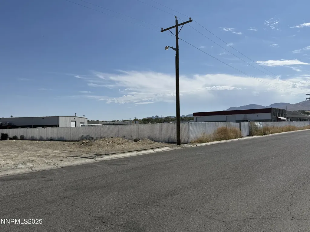 3268 Traders Winnemucca NV 89445