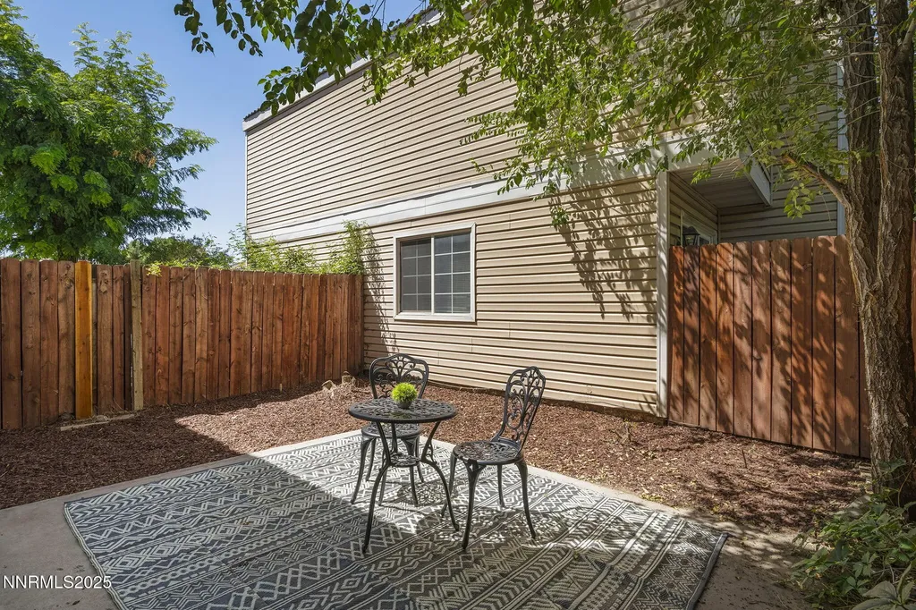 1056 Bradley Sparks NV 89434