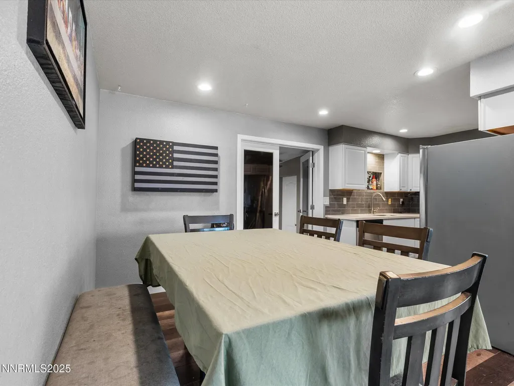 327 Burntwood Fallon NV 89406