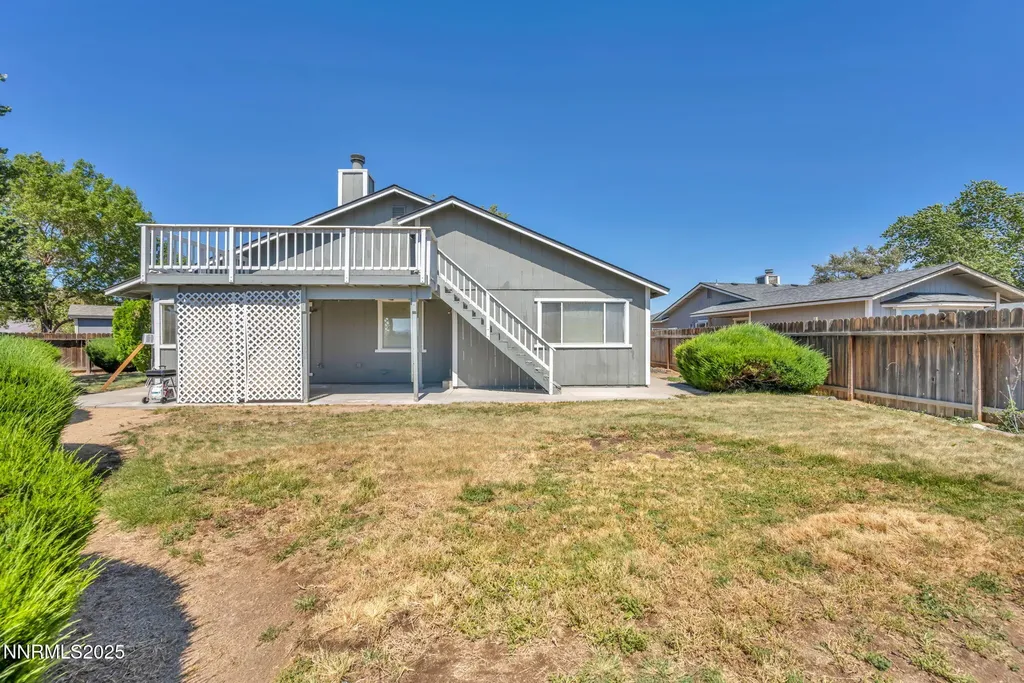 241 Woodlake Dayton NV 89403
