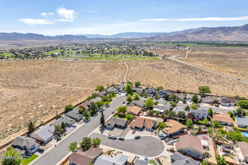 241 Woodlake Dayton NV 89403