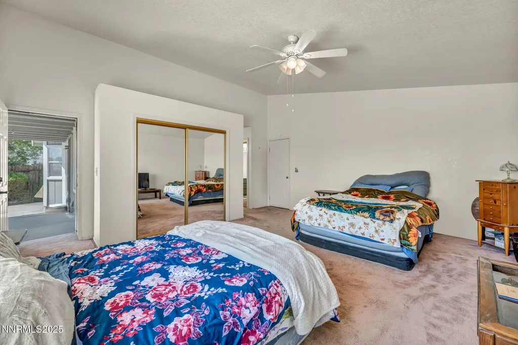 241 Woodlake Dayton NV 89403