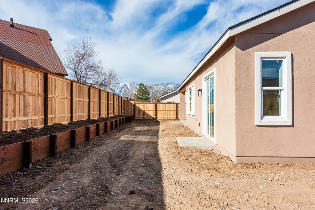 585 Sage Grouse Lp Gardnerville NV 89460