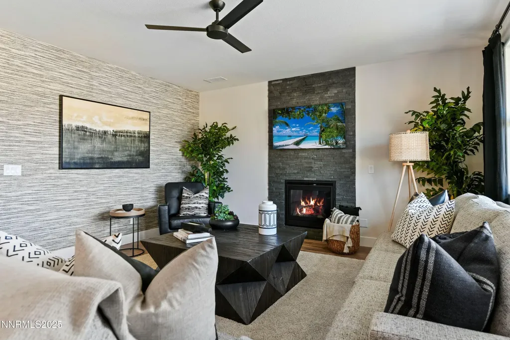 585 Sage Grouse Lp Gardnerville NV 89460