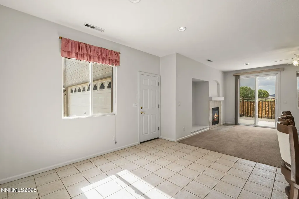 2608 Arrowsmith Sparks NV 89436