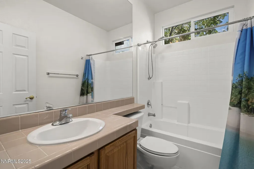 2608 Arrowsmith Sparks NV 89436