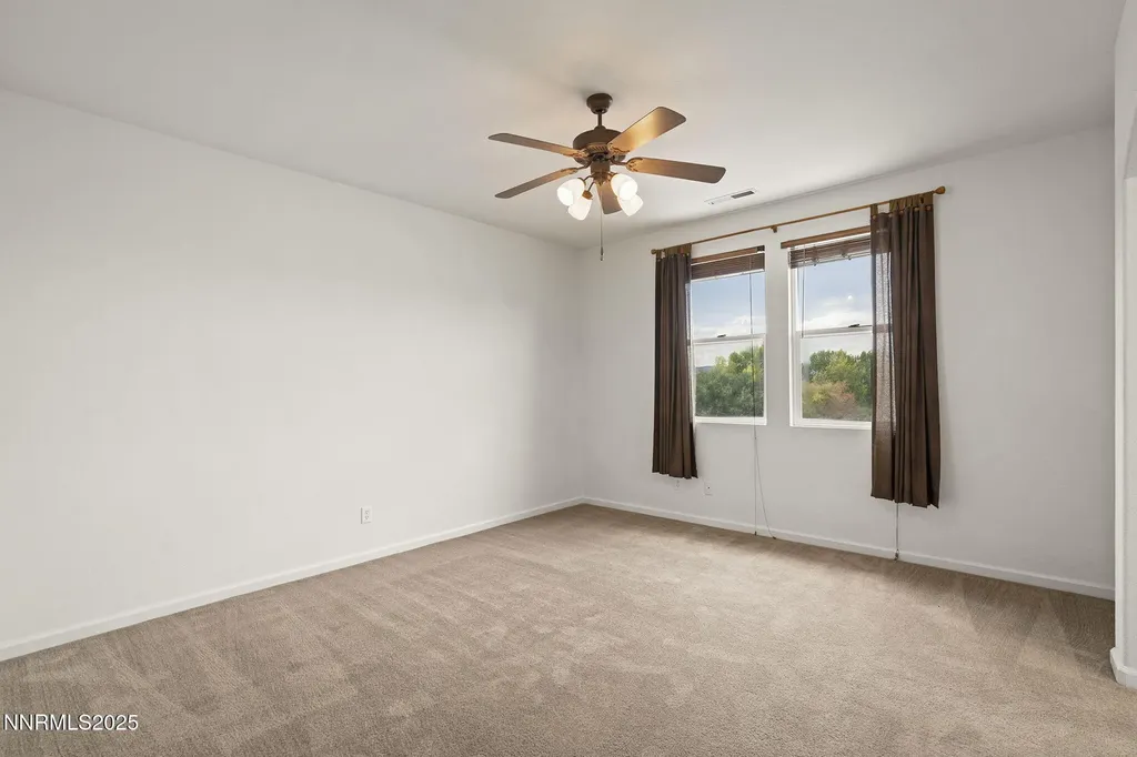 2608 Arrowsmith Sparks NV 89436