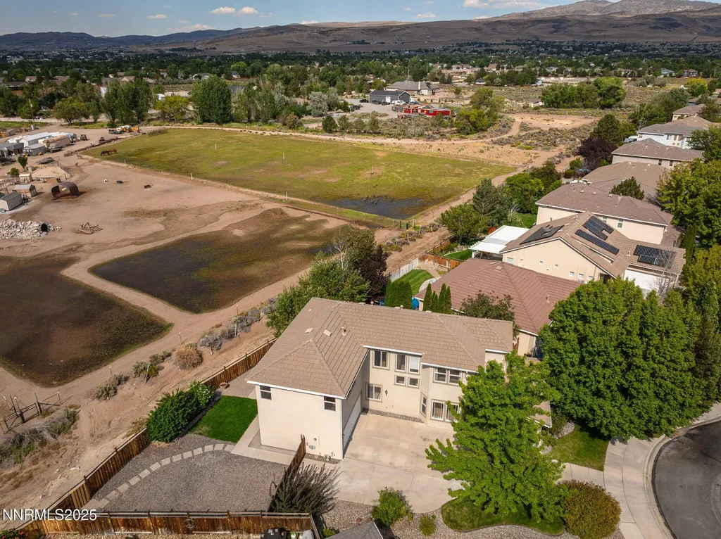 2608 Arrowsmith Sparks NV 89436