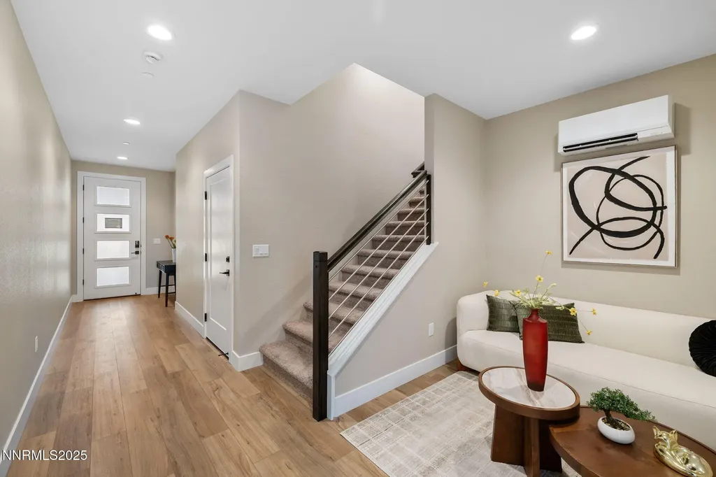 3826 Lakeside Reno NV 89509