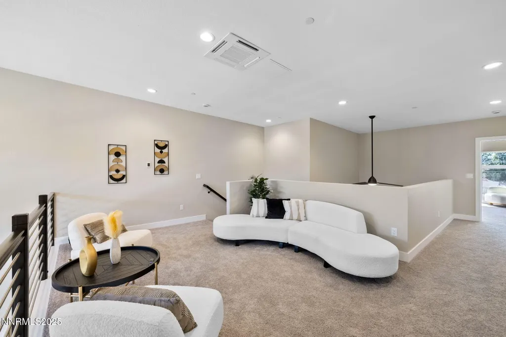 3834 Lakeside Reno NV 89509