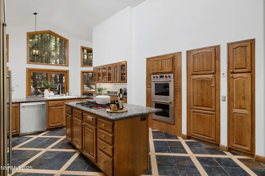 1745 Green Ash Reno NV 89511