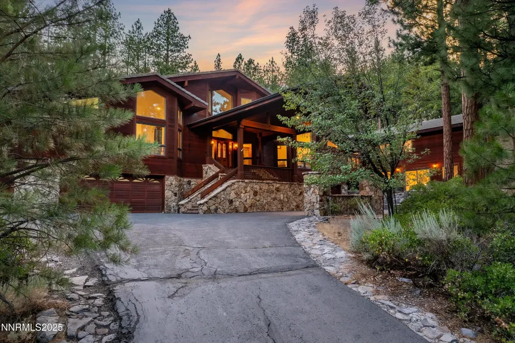 1745 Green Ash Reno NV 89511