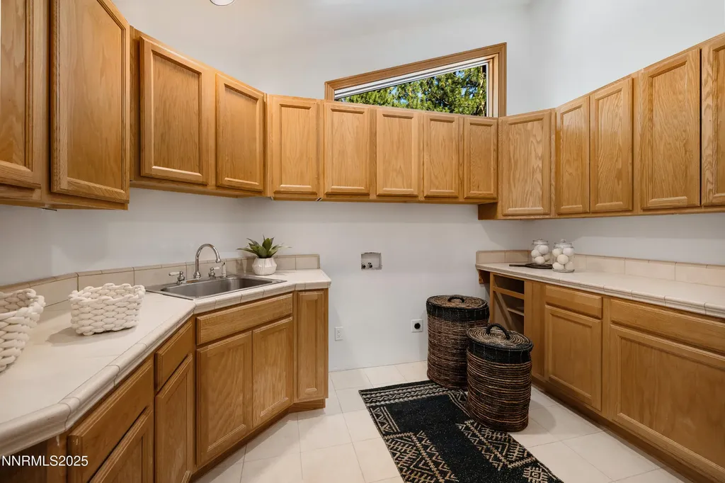 1745 Green Ash Reno NV 89511
