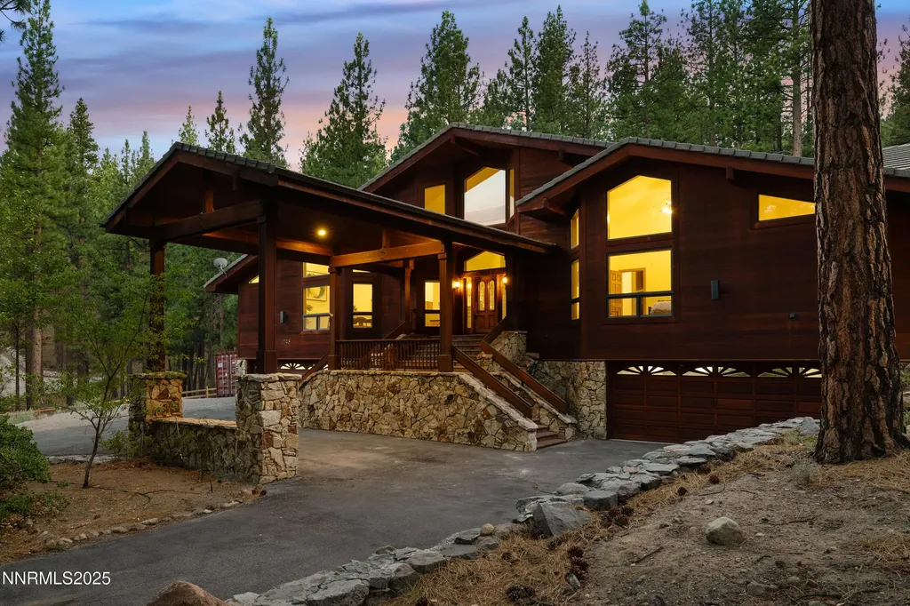 1745 Green Ash Reno NV 89511