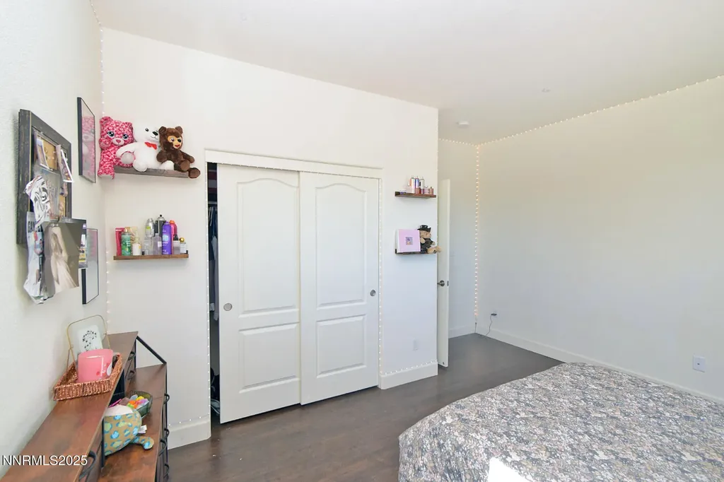 2050 Bishop Pine Sparks NV 89436