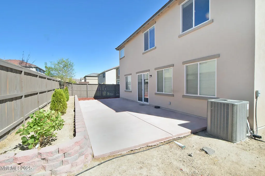 2050 Bishop Pine Sparks NV 89436