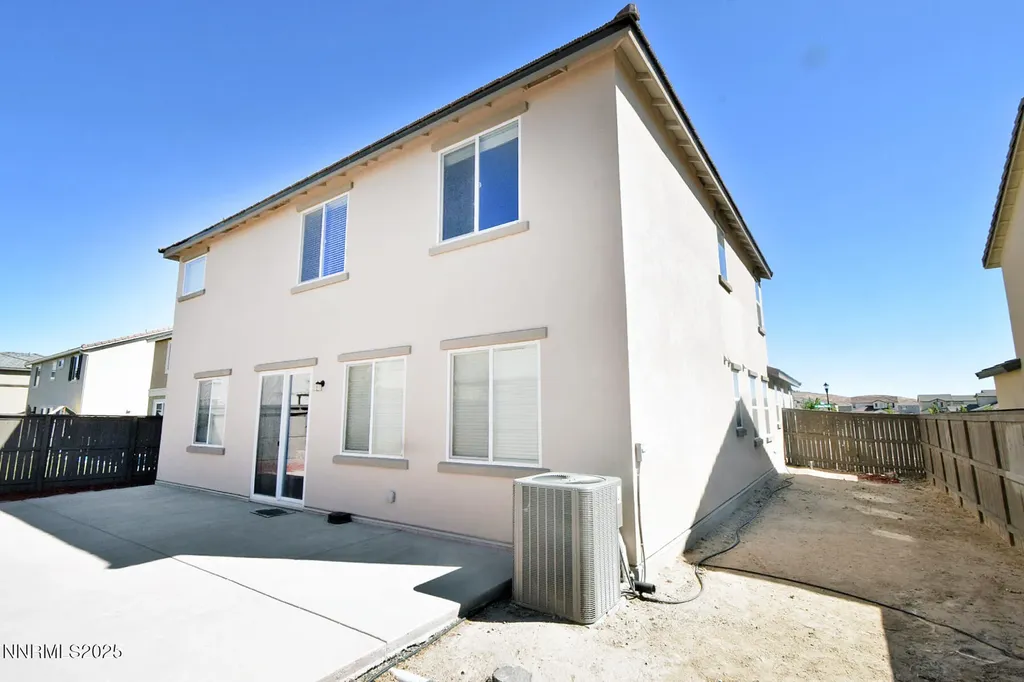 2050 Bishop Pine Sparks NV 89436